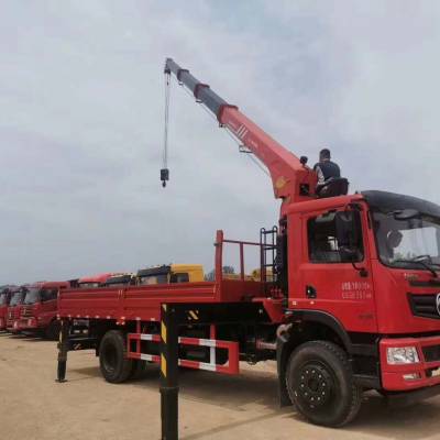 江西石煤隨車吊 高效靈活的工程運(yùn)輸解決方案