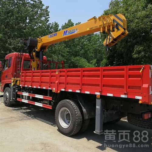 青海國五隨車吊 12噸五節(jié)臂隨車吊的性能優(yōu)勢(shì)與適用場景